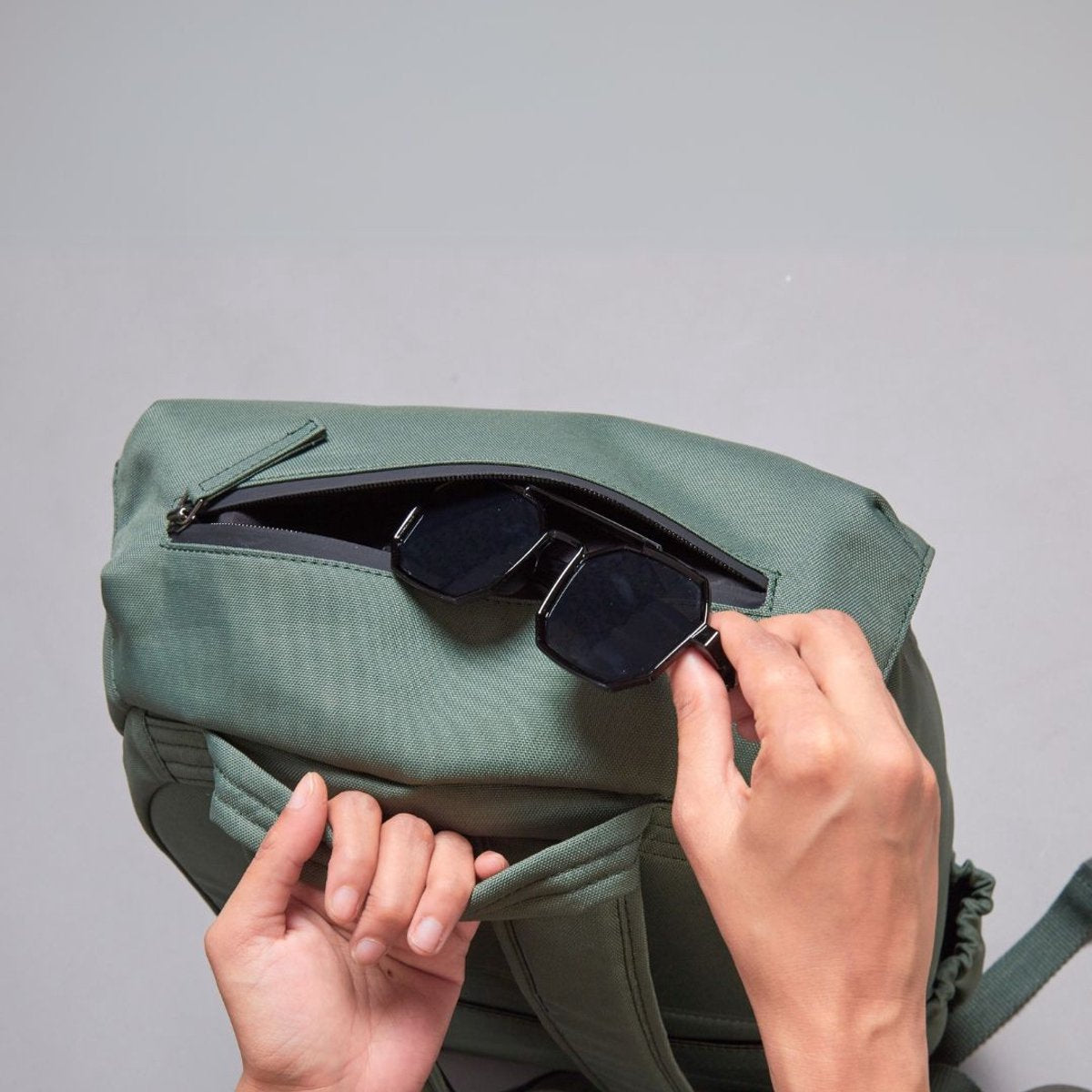 Re.27 Daypack – Olive