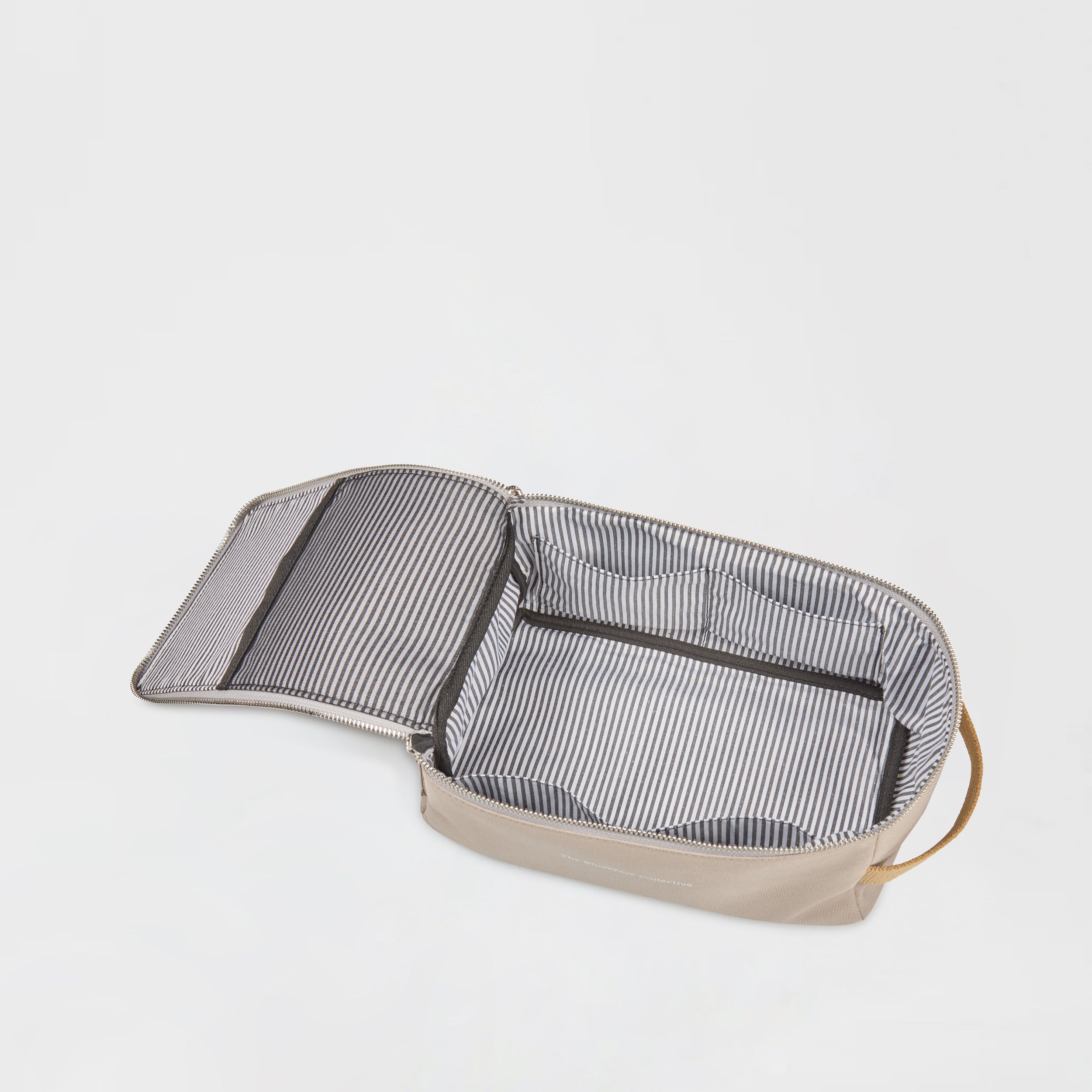 Re.8 Sand Toiletry Bag - Stone