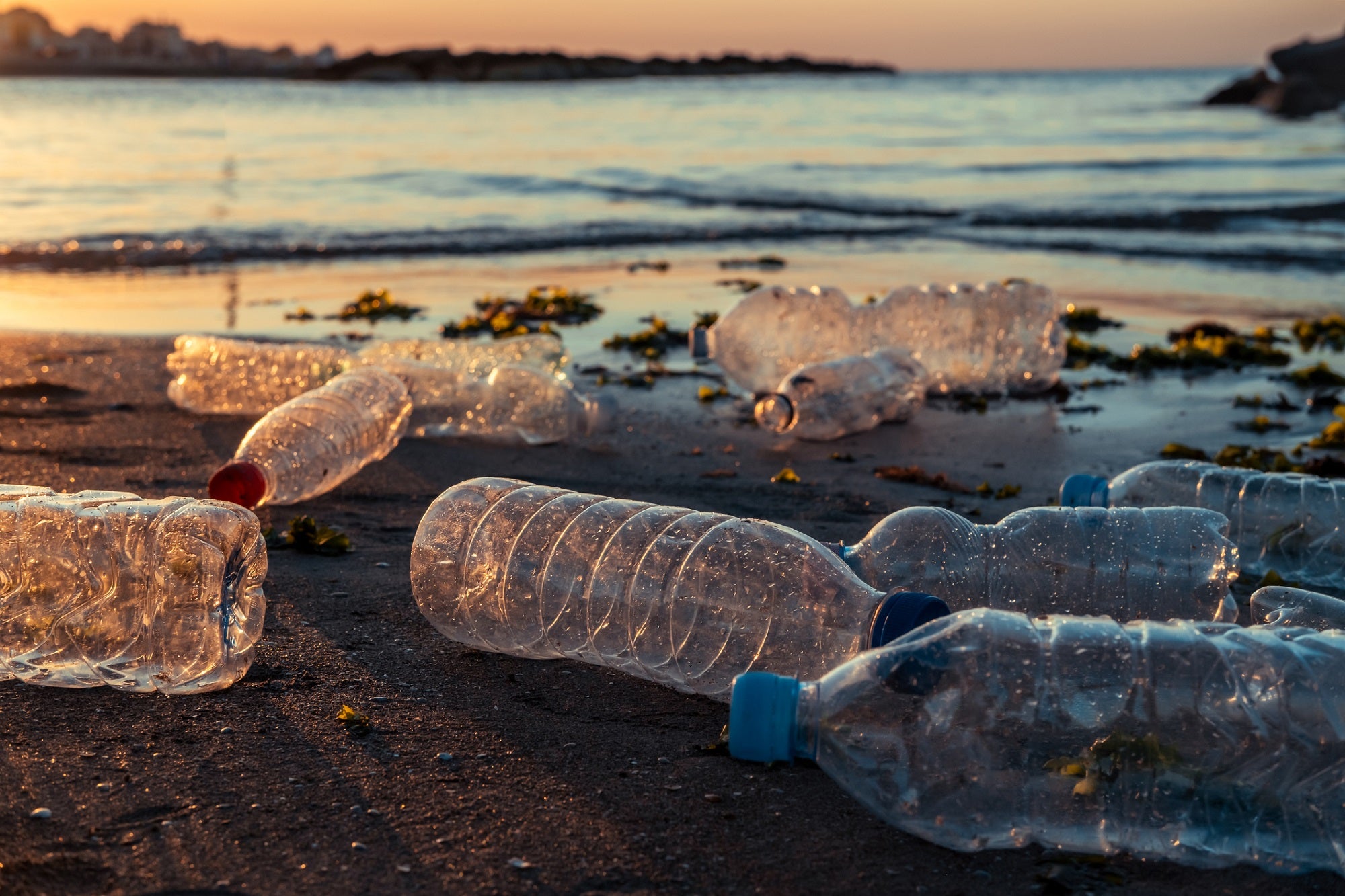 De Kracht van Ocean Bound Plastic: Hoe Wij Afval Omzetten in Kwaliteit