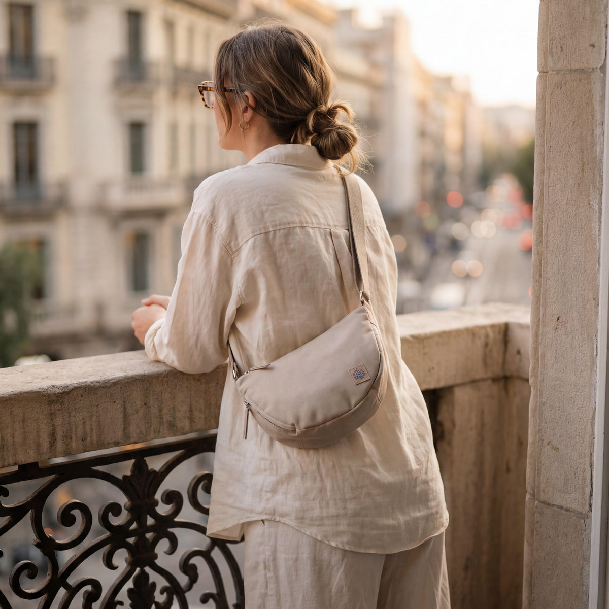 Re.7 Crossbody - Stone