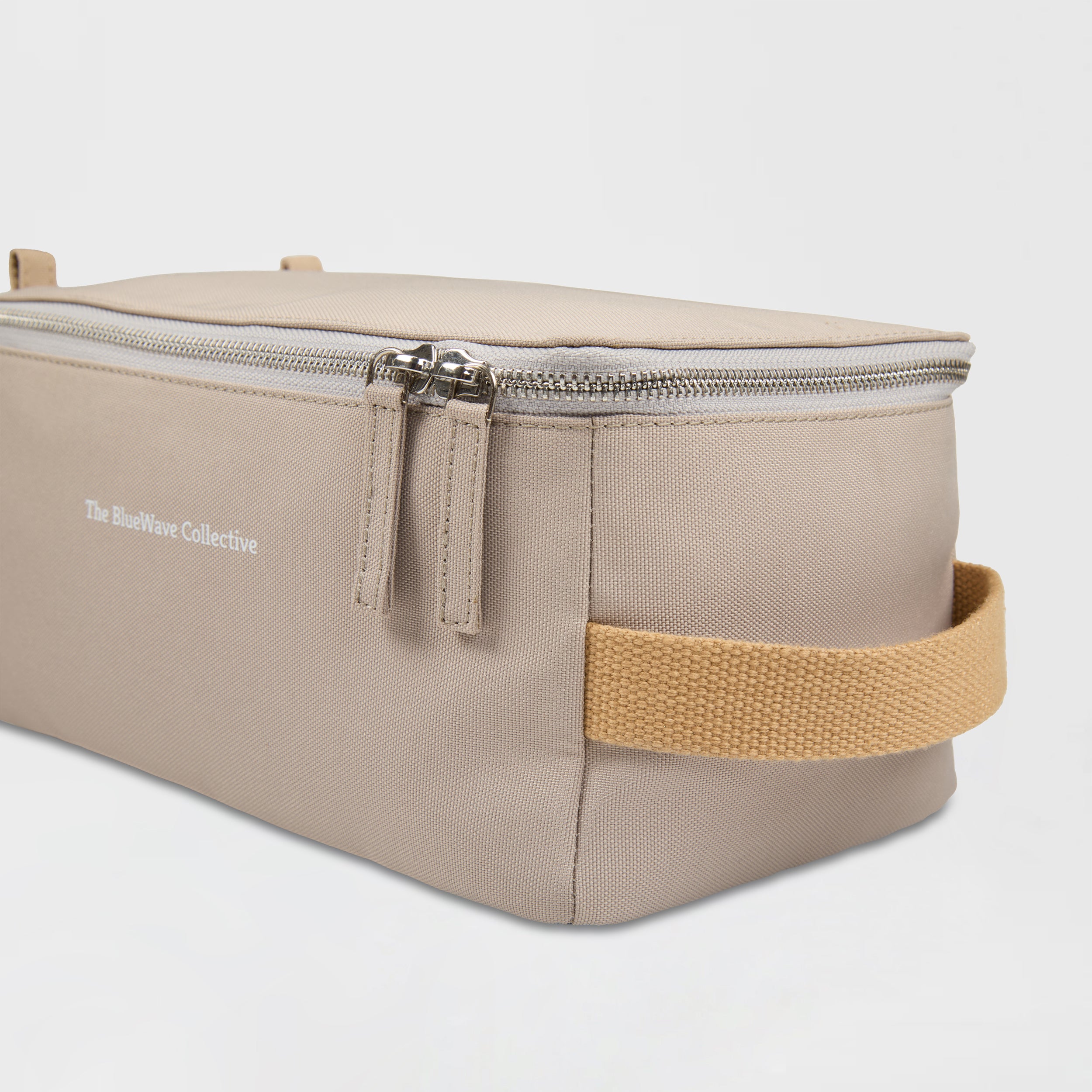Re.8 Sand Toiletry Bag - Stone