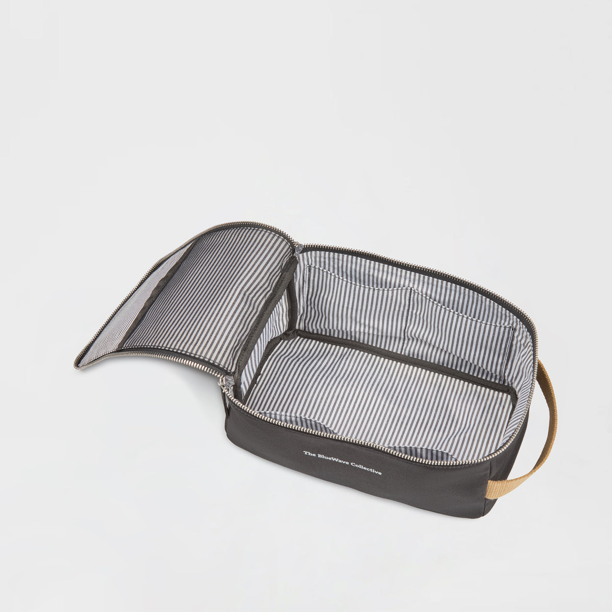 Re.8 Sand Toiletry Bag - Midnight